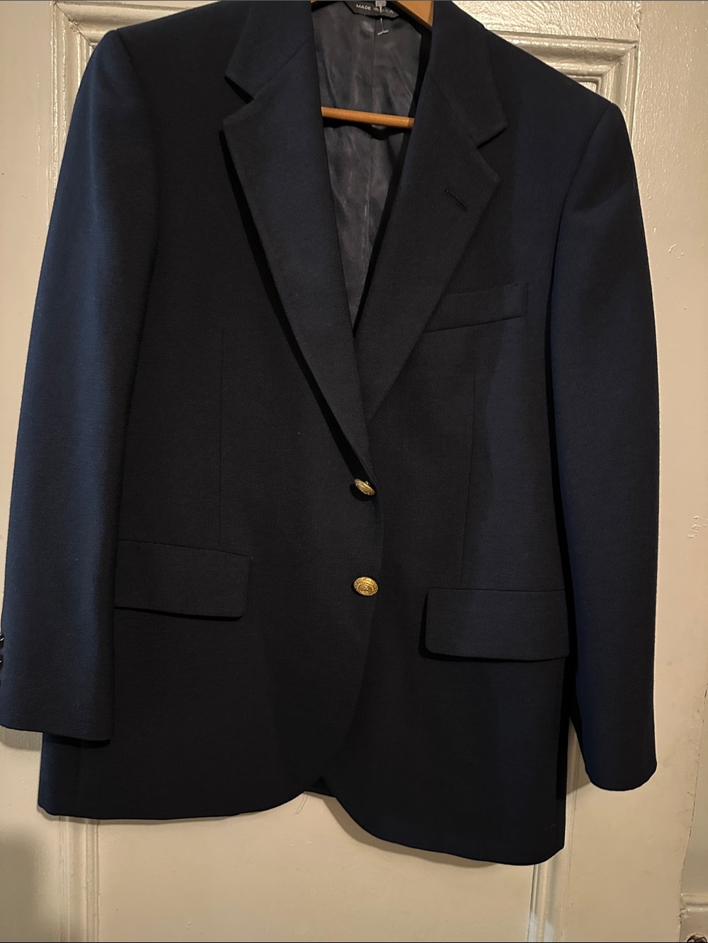 Barney’s New York Classic Men's Navy Blue Blazer with Gold Buttons. 29”L x 20.”W